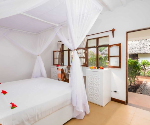Sandies-Baoba-Beach_Zanzibar38_garden-room1-scaled