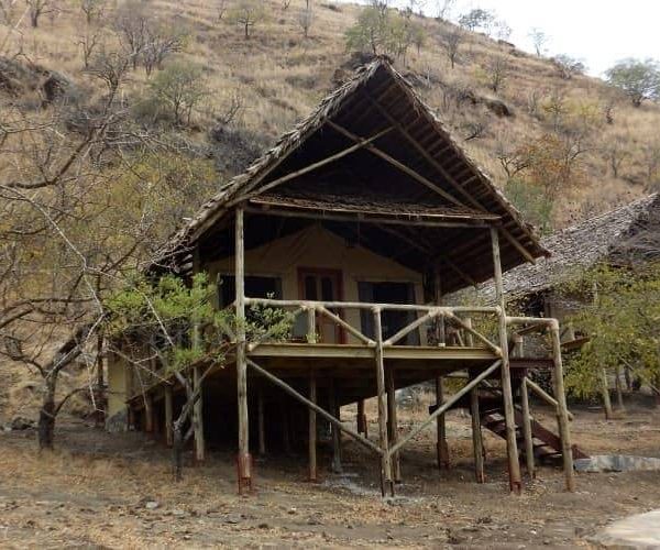 Sangaiwe-Tented-Lodge-3