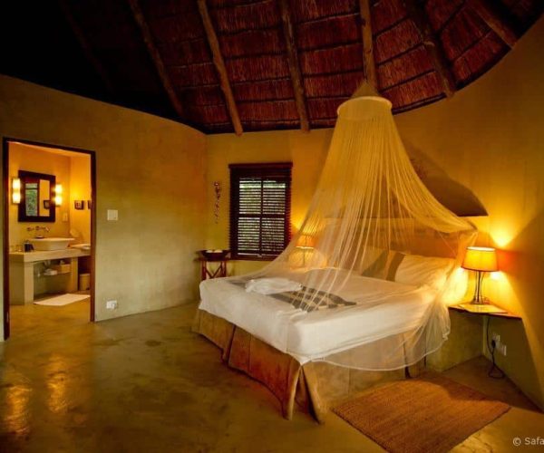 Sibuya-Game-Reserve-Lodge-4
