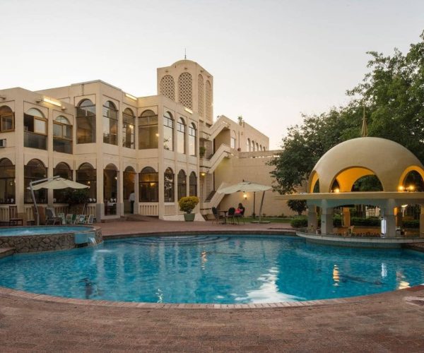 THE-RAINBOW-HOTEL-___-à-Victoria-Falls