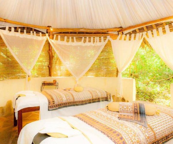 THE-SANDS-AT-NOMAD-4