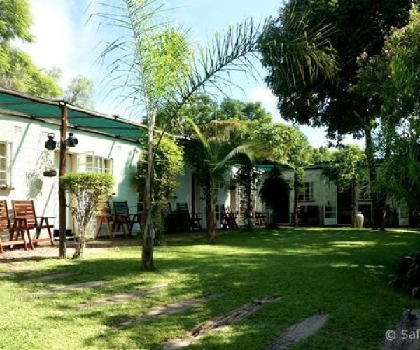 TRAVELLERS-GUEST-HOUSE-5