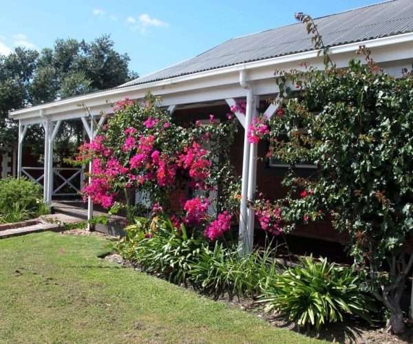 The-Redbourne-Country-Lodge-5