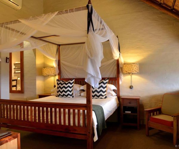 VICTORIA-FALLS-SAFARI-LODGE-5