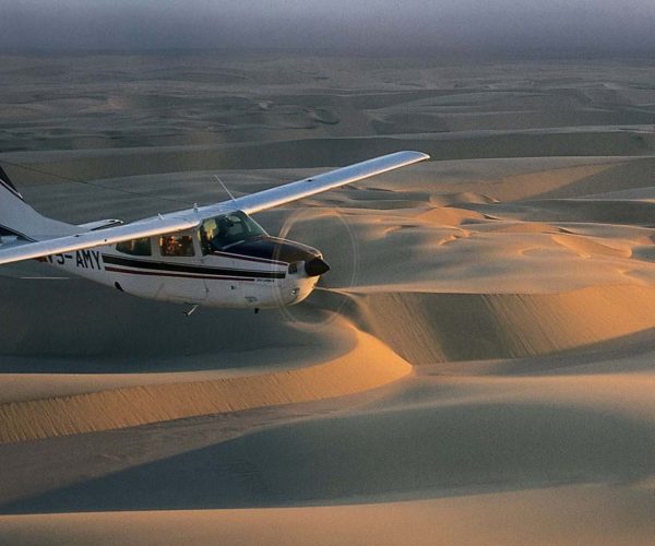 Vol-en-scenique-Namibie-3