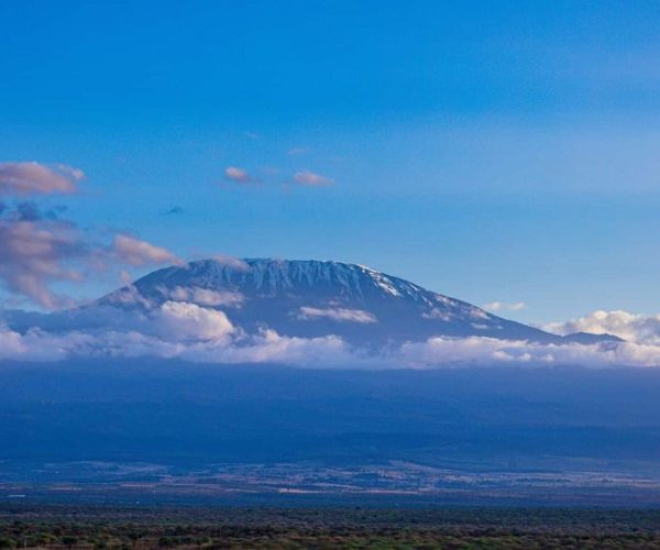 mount-kilimanjaro-7287229_1920-qqo05iomw0cg11h3sxmcagemft1tm5vuboib6irf5o