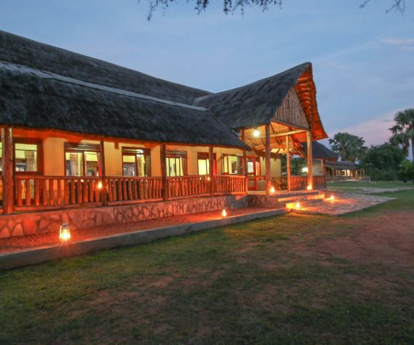 pakuba-safari-lodge1
